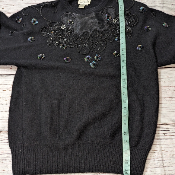 Eugenia by Angenie Lambswool Angora Beaded Sequined Black Sweater Medium Vintage - Picture 11 of 12